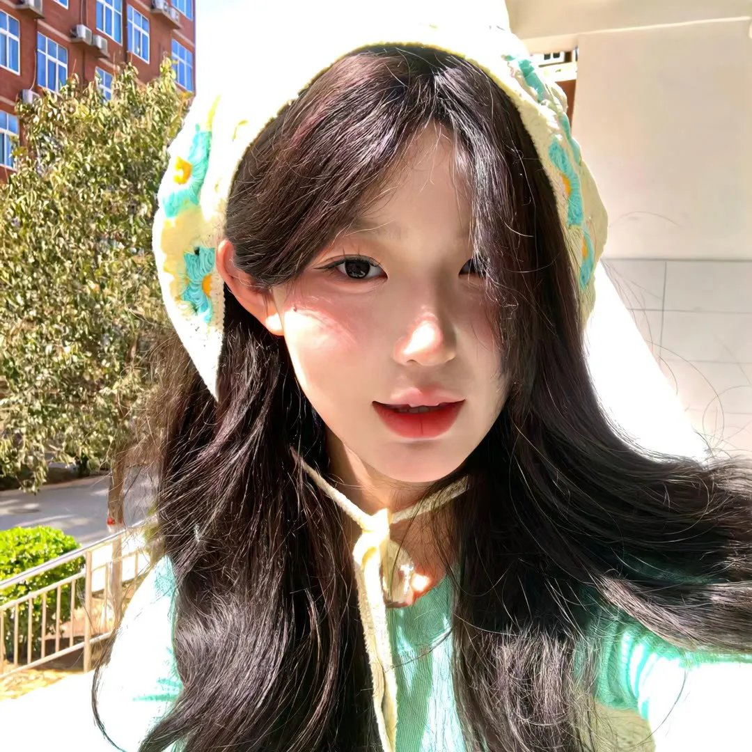 开局与女神领证结婚，激活宝箱系统